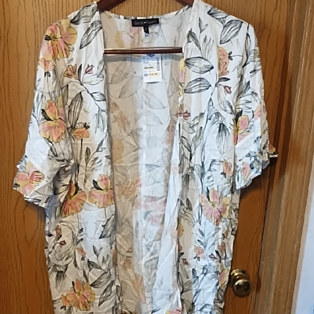 Derek Heart Floral Kimono Top - White, Pink, Green